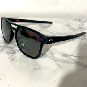 Oakley Latch Beta Sunglasses Matte Black